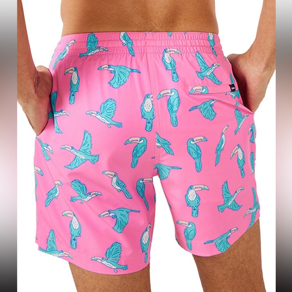 Chubbies Mens 5.5" Toucan Do It Classic Swim Trunk